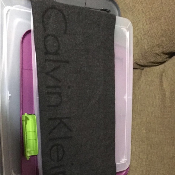 Calvin Klein Accessories - Calvin Klein scarf Calvin Klein Accessories - Calvin Klein scarf